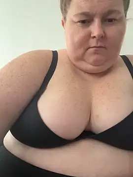 Snapshot of BBW2320 chatting on September 28, 7:10 pm BBW2320 online show from September 28, 7:10 pm