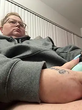 Snapshot of BBW2320 chatting on September 21, 4:39 am BBW2320 online show from September 21, 4:39 am