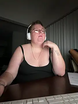 BBW2320 online show from April 8, 2:46 am