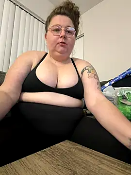 BBW2320 online show from December 21, 4:58 am
