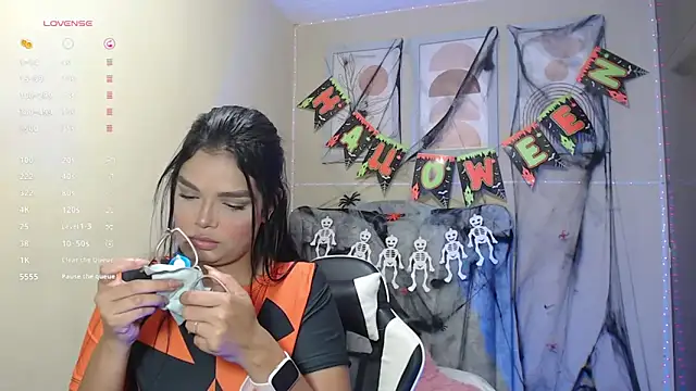 lindsay sweet2 online show from October 26, 5:52 am