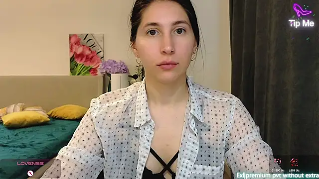 marrycolins online show from May 30, 3:02 am