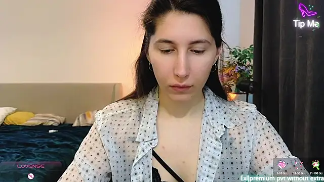 marrycolins online show from March 7, 3:46 am