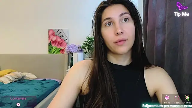 marrycolins online show from June 19, 3:01 am
