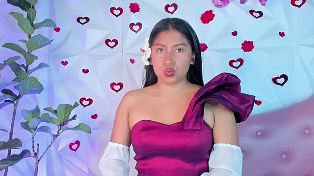 LinnaGardenia online show from February 21, 1:55 pm