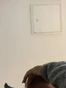 LinnaGardenia online show from March 17, 7:26 pm