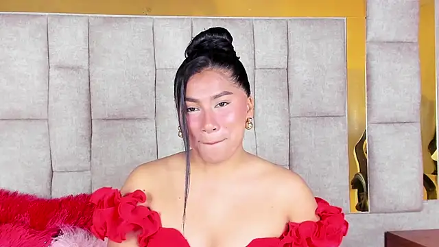 Snapshot of LinnaGardenia chatting on February 27, 1:55 pm LinnaGardenia online show from February 27, 1:55 pm