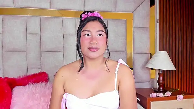 Snapshot of LinnaGardenia chatting on March 3, 2:57 pm LinnaGardenia online show from March 3, 2:57 pm