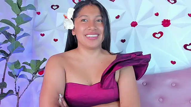 LinnaGardenia online show from February 15, 5:50 pm