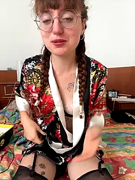  foxygirl  online show from October 5, 9:55 am