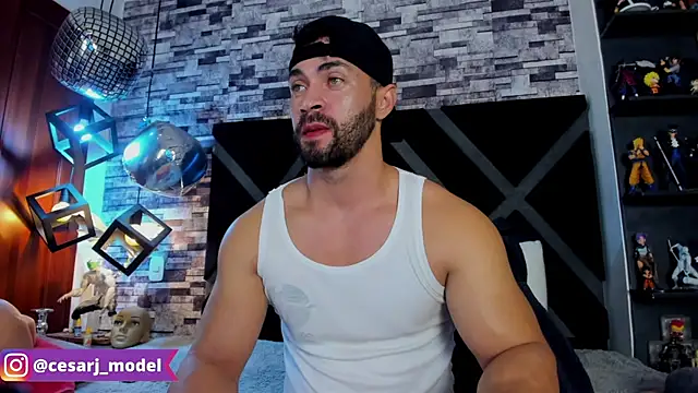 Snapshot of cesar_jonnes chatting on January 26, 12:37 am cesar jonnes online show from January 26, 12:37 am