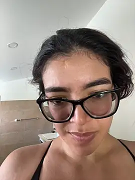 kathii95 online show from January 7, 9:42 pm