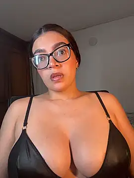 kathii95 online show from March 2, 1:28 am