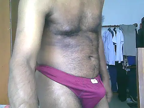 Snapshot of chocodk01 chatting on February 15, 3:07 am chocodk01 online show from February 15, 3:07 am