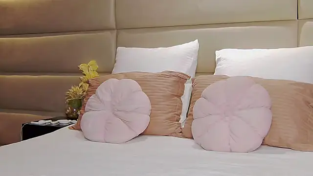 SandraHaze online show from June 25, 4:43 am