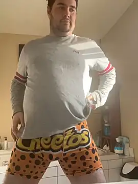 Snapshot of Bryan_Steel17 chatting on February 10, 8:00 pm Bryan Steel17 online show from February 10, 8:00 pm