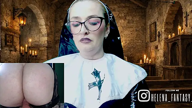 Snapshot of helenas_fantasy chatting on February 3, 6:40 am helenas fantasy online show from February 3, 6:40 am