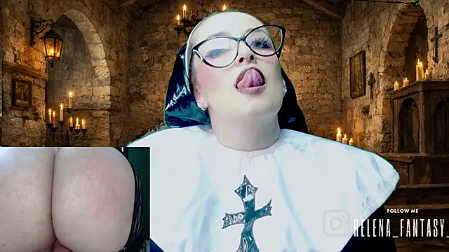 Snapshot of helenas_fantasy chatting on February 3, 6:22 am helenas fantasy online show from February 3, 6:22 am