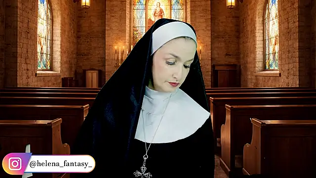 helenas fantasy online show from April 4, 1:34 am