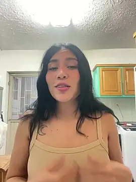 LunaAurora3 online show from December 1, 11:53 pm