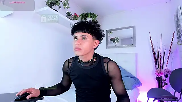 Jhonny-Blake online show from March 10, 9:41 pm