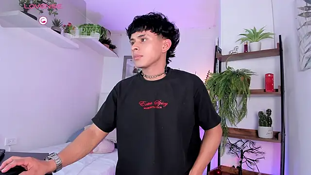 Jhonny-Blake online show from March 9, 8:56 pm