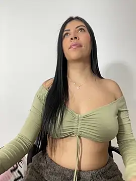 Alanna atm  online show from December 5, 7:55 pm