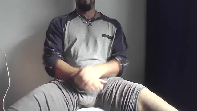 Snapshot of fl3xxx1 chatting on October 18, 9:55 am fl3xxx1 online show from October 18, 9:55 am