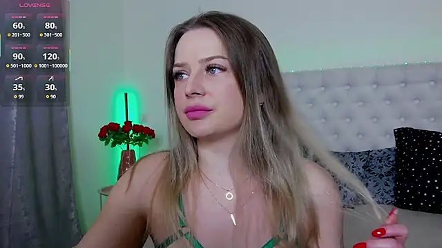 TamarraFox online show from November 7, 4:28 am