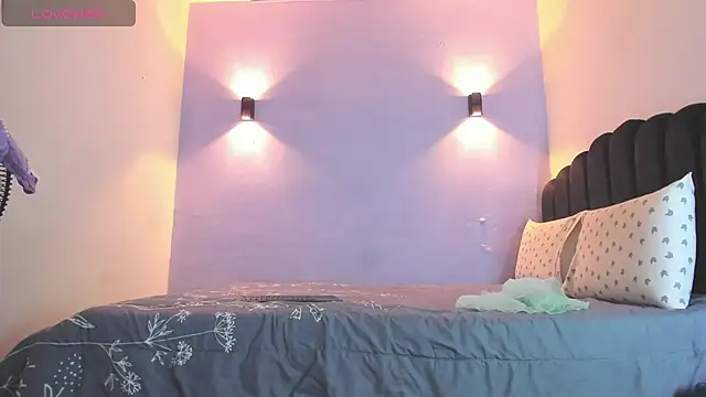 Snapshot of Sofia_Clauss_ chatting on March 19, 4:14 am Sofia Clauss online show from March 19, 4:14 am