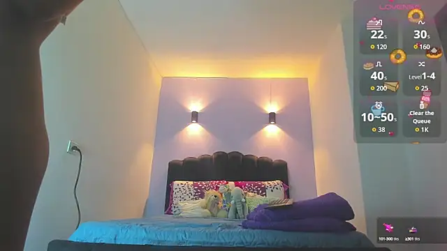 Snapshot of Sofia_Clauss_ chatting on September 23, 4:19 am Sofia Clauss online show from September 23, 4:19 am