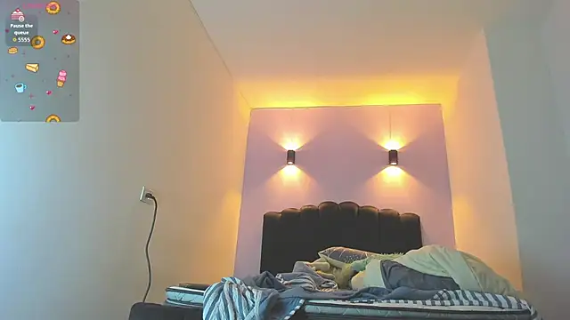 Snapshot of Sofia_Clauss_ chatting on October 21, 4:56 am Sofia Clauss online show from October 21, 4:56 am