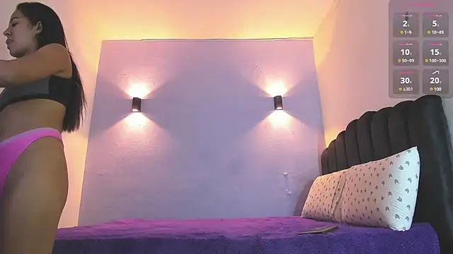 Snapshot of Sofia_Clauss_ chatting on March 15, 4:35 am Sofia Clauss online show from March 15, 4:35 am