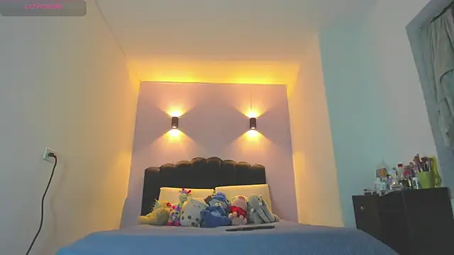 Sofia Clauss  online show from April 3, 5:03 am