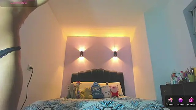 Sofia Clauss  online show from April 10, 4:41 am