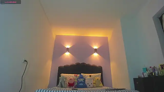 Sofia Clauss  online show from March 11, 4:39 am