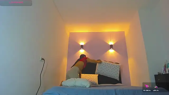 Sofia Clauss  online show from February 23, 4:03 am