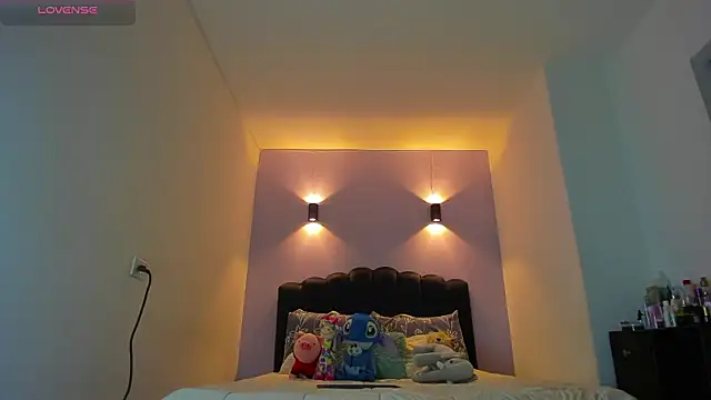 Sofia Clauss  online show from February 6, 3:02 am