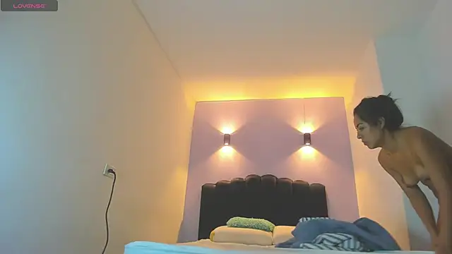 Sofia Clauss  online show from January 9, 5:03 am