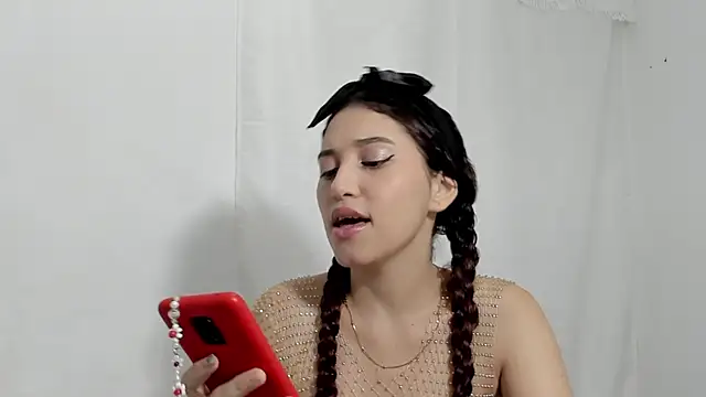 Snapshot of gabriela_duarte1 chatting on January 5, 11:01 pm gabriela duarte1 online show from January 5, 11:01 pm