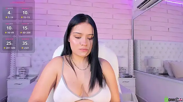 Yaaky  online show from February 11, 9:46 pm