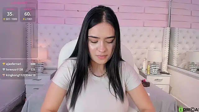 Yaaky  online show from February 18, 12:15 am