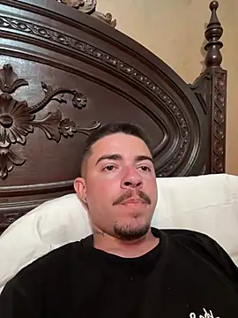 anonimotarado12 online show from July 14, 12:22 pm