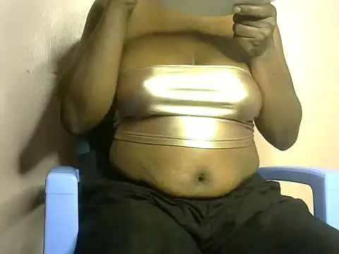 Snapshot of Bitty_baby chatting on September 30, 9:32 pm Bitty baby online show from September 30, 9:32 pm