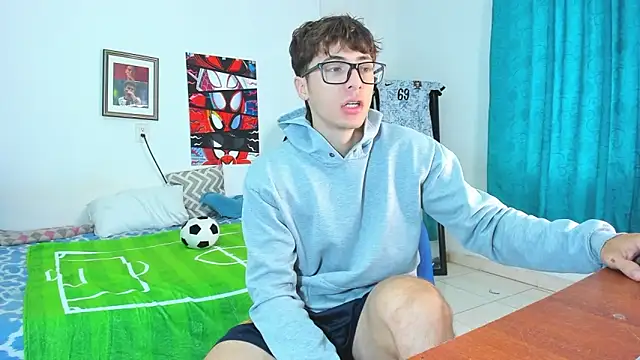 AlessandroDybala online show from June 3, 12:28 pm