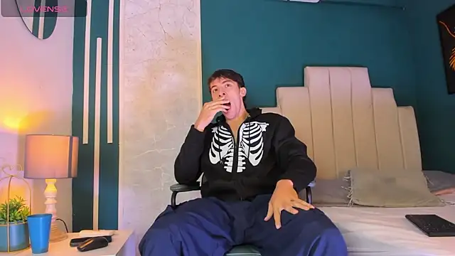 AlessandroDybala online show from December 21, 12:51 pm