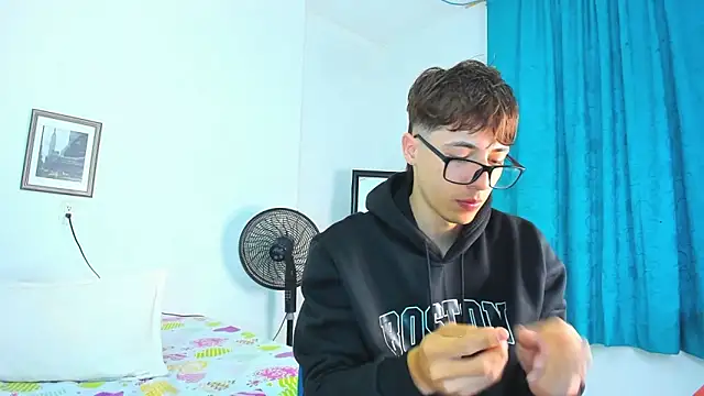 AlessandroDybala online show from April 15, 12:10 pm