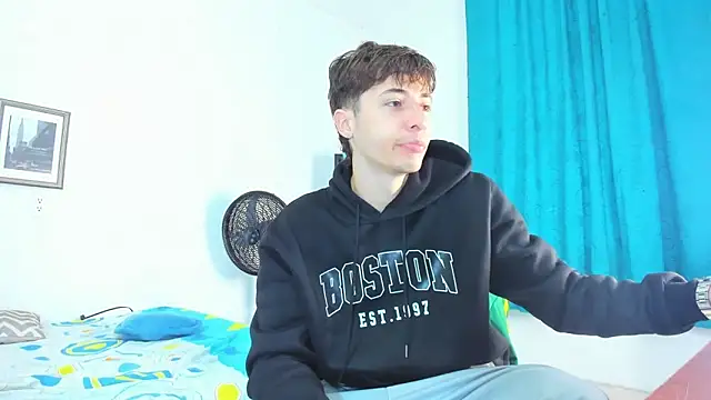 AlessandroDybala online show from March 25, 11:53 am