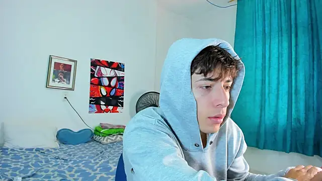 Snapshot of AlessandroDybala chatting on June 13, 12:58 pm AlessandroDybala online show from June 13, 12:58 pm