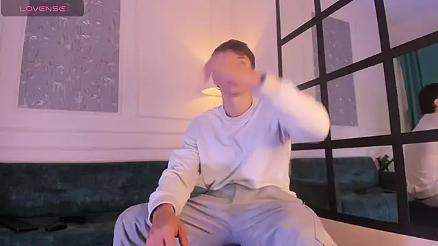 Snapshot of AlessandroDybala chatting on November 22, 12:37 pm AlessandroDybala online show from November 22, 12:37 pm